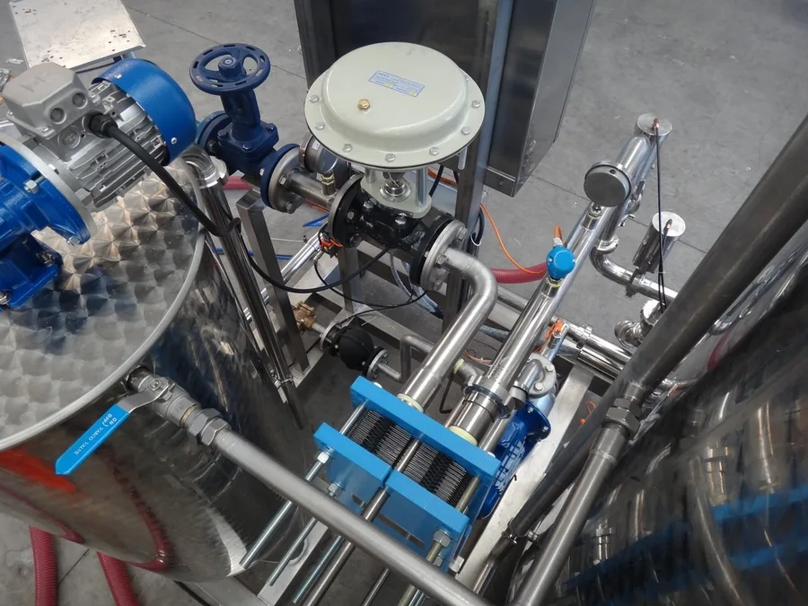 Particolare delle valvole pneumatiche del C.I.P.